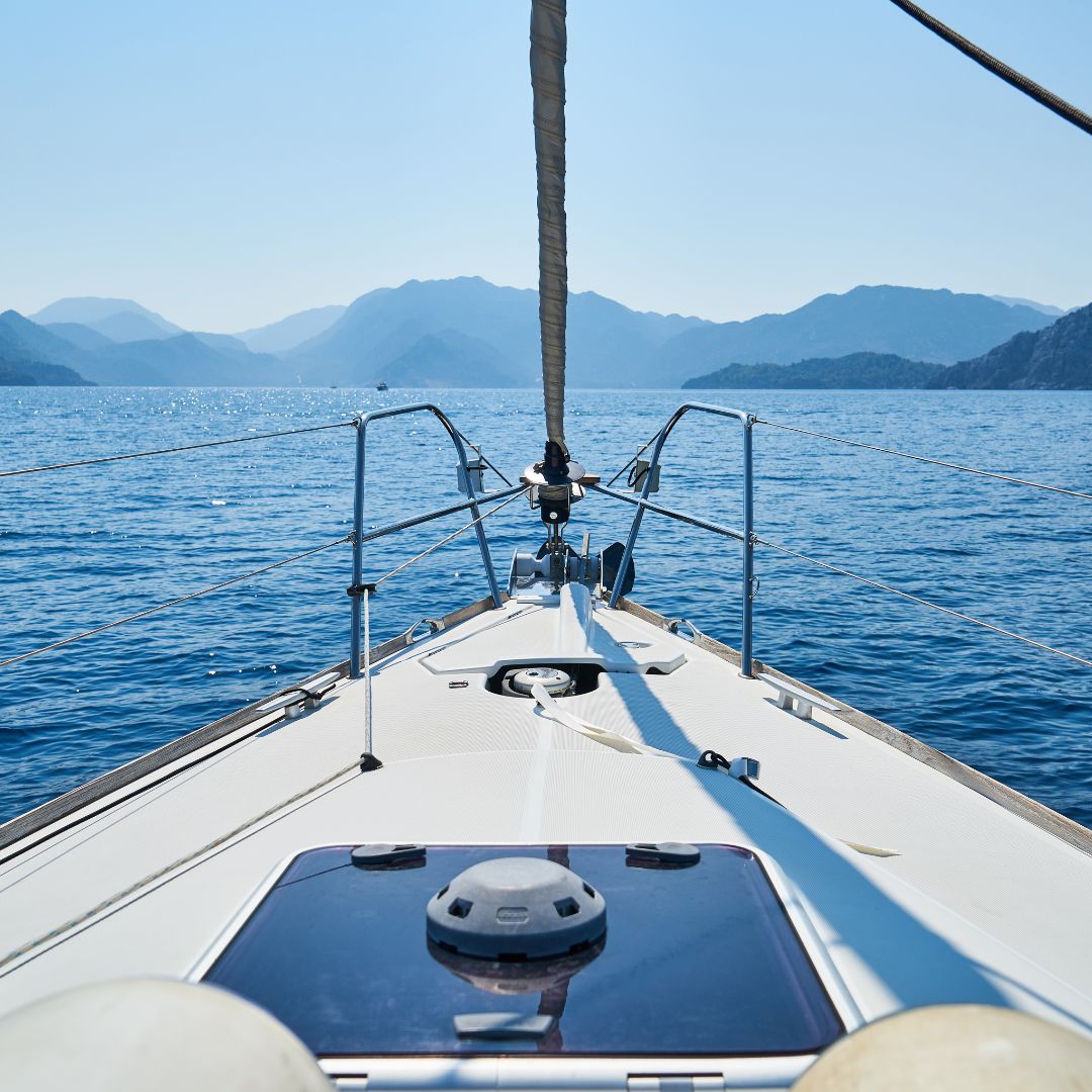 The Secret to Seamless Fiberglass Boat Repair: Achieve a Pro-Level Finish at Home