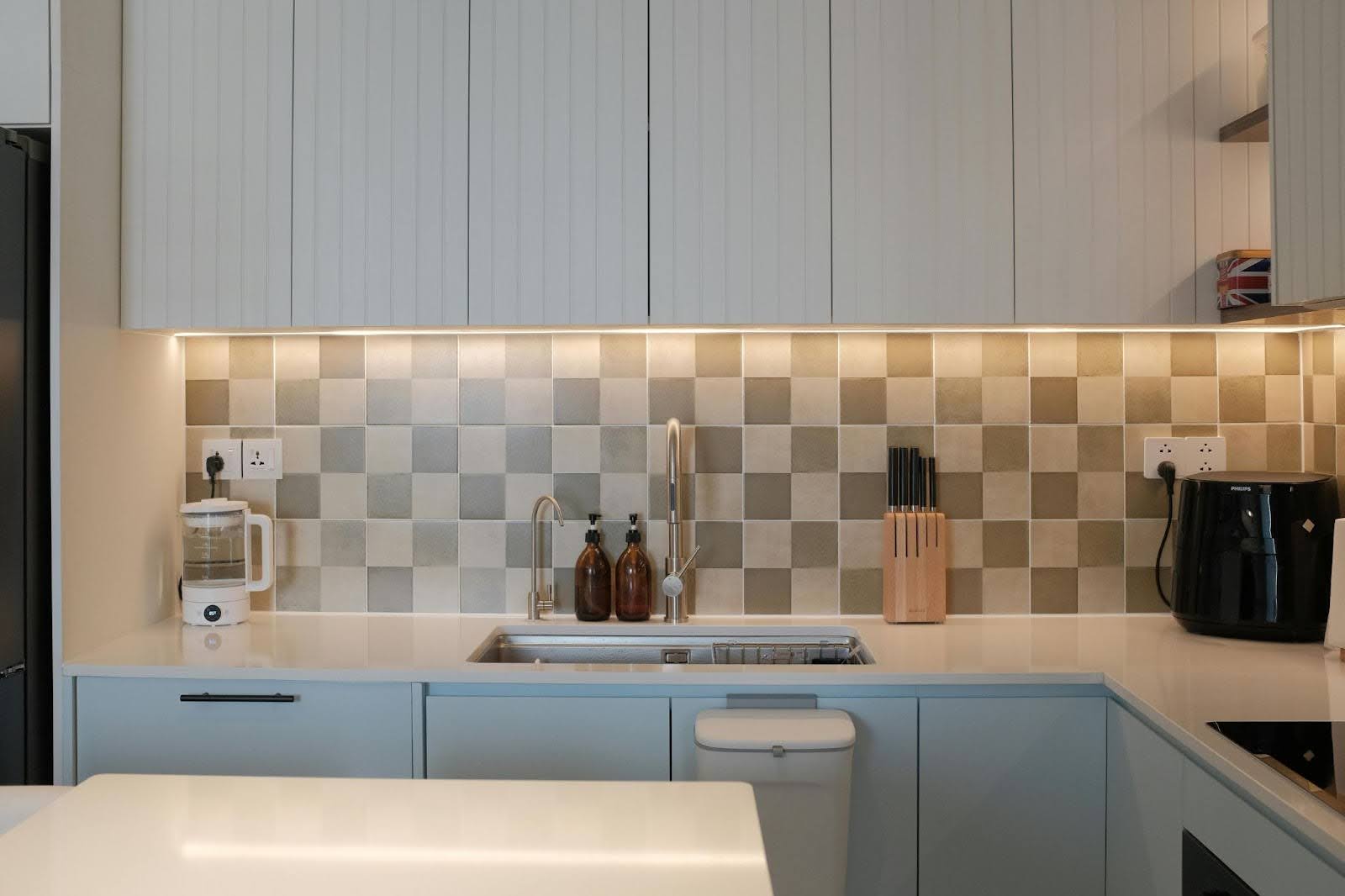 How to Repair Chipped Tile: A Fast and Long-Lasting DIY Fix